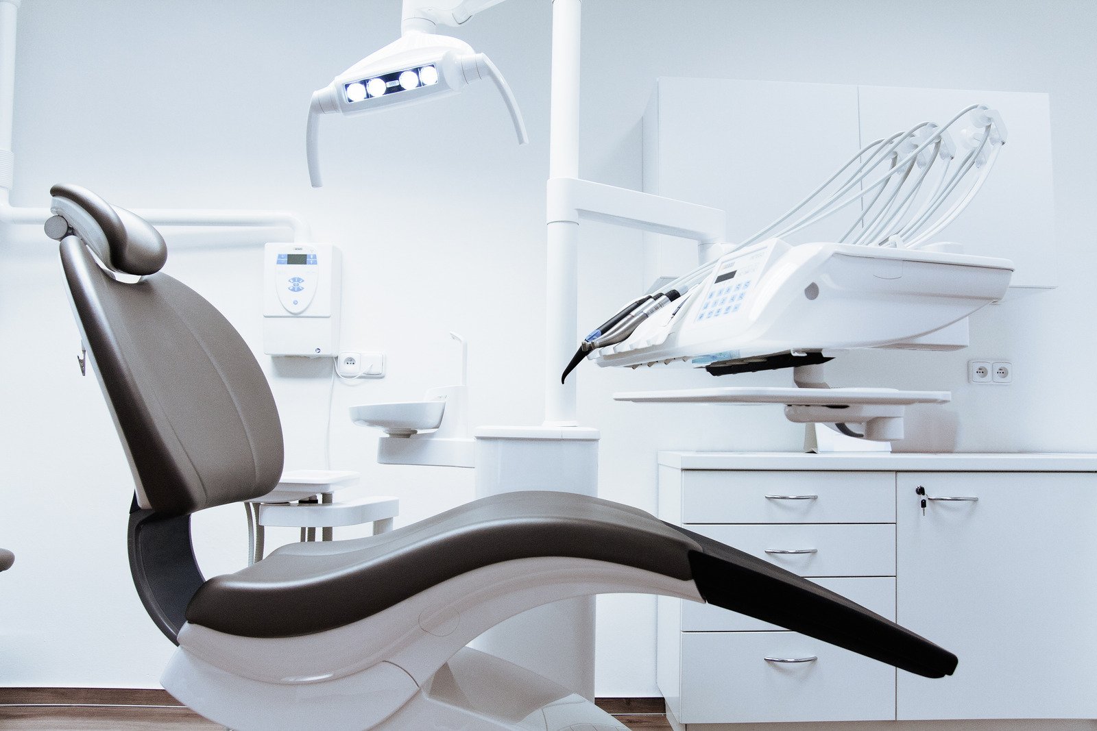 Dental chair